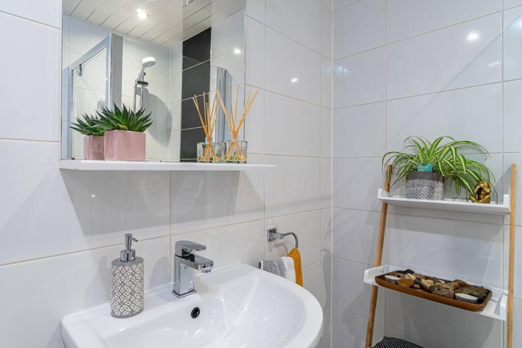 Stylish City Pad With Free Private Parking Glasgow Exteriér fotografie